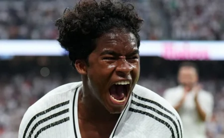 Endrick deslumbra em primeiro treino pelo Lyon após deixar o Real Madrid e empolga torcedores