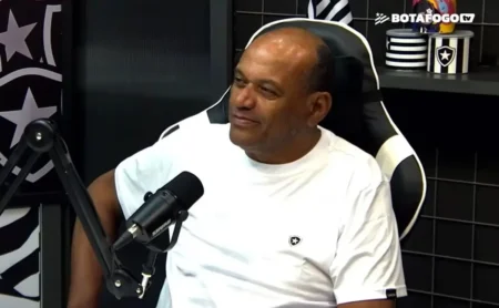 Ex-goleiro Wagner emociona e expressa gratidão eterna: “Tenho orgulho de dizer que sou Botafogo”