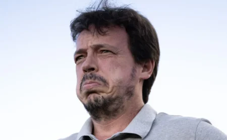 Fernando Diniz prioriza time principal e ignora Sub-20 do Flamengo em jogo contra o Vasco
