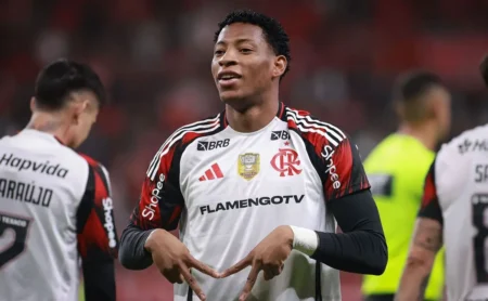 Flamengo avalia venda de Gonzalo Plata por R$ 155 milhões e aguarda proposta oficial Flamengo avalia venda de Gonzalo Plata por R$ 155 milhões e aguarda proposta oficial