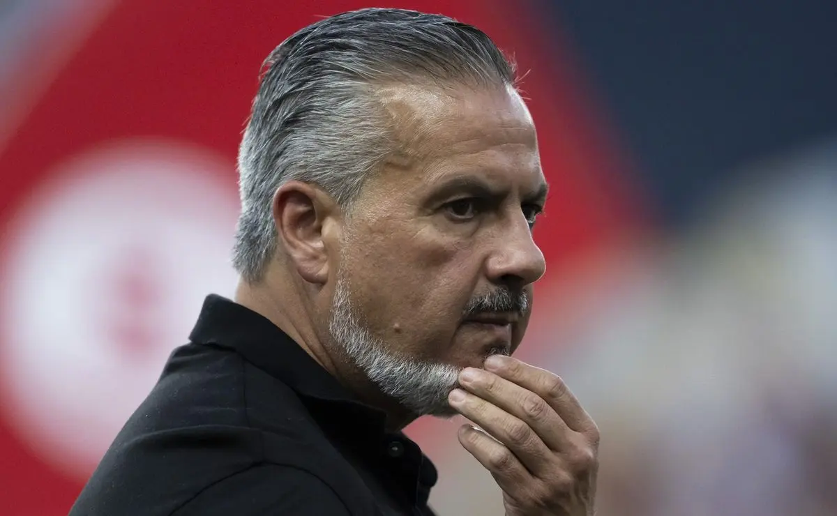 Flamengo encaminha anúncio oficial do empréstimo com opção de compra de Matías Viña Flamengo encaminha anúncio oficial do empréstimo com opção de compra de Matías Viña