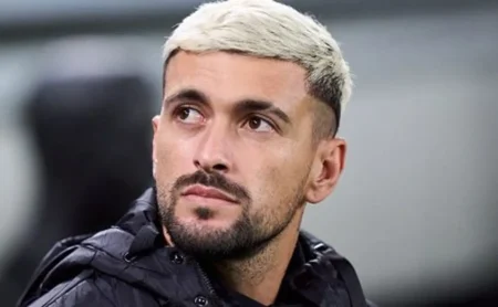 Flamengo impede saída de Arrascaeta após oferta de R$ 156 milhões Flamengo impede saída de Arrascaeta após oferta de R$ 156 milhões