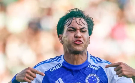 Flamengo oferece R$ 155 milhões e Everton Cebolinha por Kaio Jorge, aguardando resposta do Cruzeiro