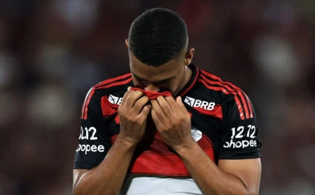 Flamengo perde milhões em bônus por desempenho de Samuel Lino