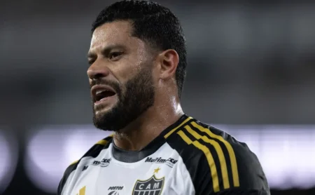 Fluminense observa situação de Hulk com aval da torcida do Atlético-MG: “Pode sair, fica à vontade”