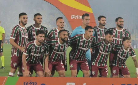 Fluminense marca data para estreia dos titulares e prioriza clássico contra o Flamengo