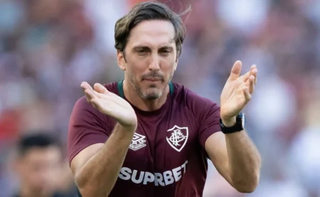 Fluminense busca atacante de destaque para reforçar o elenco em março Fluminense busca atacante de destaque para reforçar o elenco em março