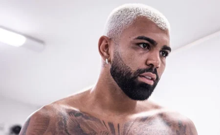 Gabigol cita Filipe Luís e relembra parceria no Flamengo: “Trabalhamos juntos” Gabigol cita Filipe Luís e relembra parceria no Flamengo: “Trabalhamos juntos”