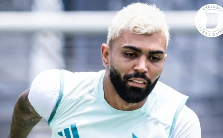 Gabigol surpreende diretoria do Santos logo em sua chegada e almeja feitos históricos no Clube Gabigol surpreende diretoria do Santos logo em sua chegada e almeja feitos históricos no Clube