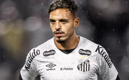 Gabriel Menino: Santos investe mais de R$ 8 milhões no jogador