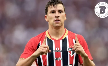 Gonzalo Tapia desperta interesse do São Paulo e de clubes europeus, agitando os bastidores Gonzalo Tapia desperta interesse do São Paulo e de clubes europeus, agitando os bastidores