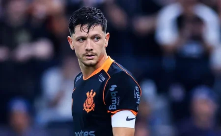 Grêmio demonstra interesse em Rodrigo Garro, mas negociações com o Corinthians não avançam, informa jornalista