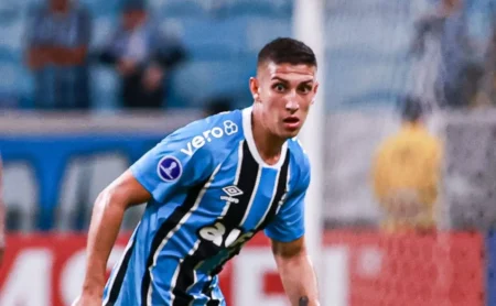 Grêmio e Juventude empatam em clássico tenso com gol de Monsalve e duas expulsões