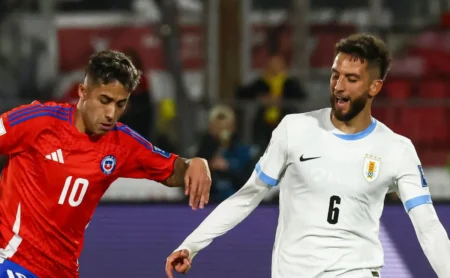 Grêmio: Lucas Assadi tem aval de Luís Castro e negociação avança.