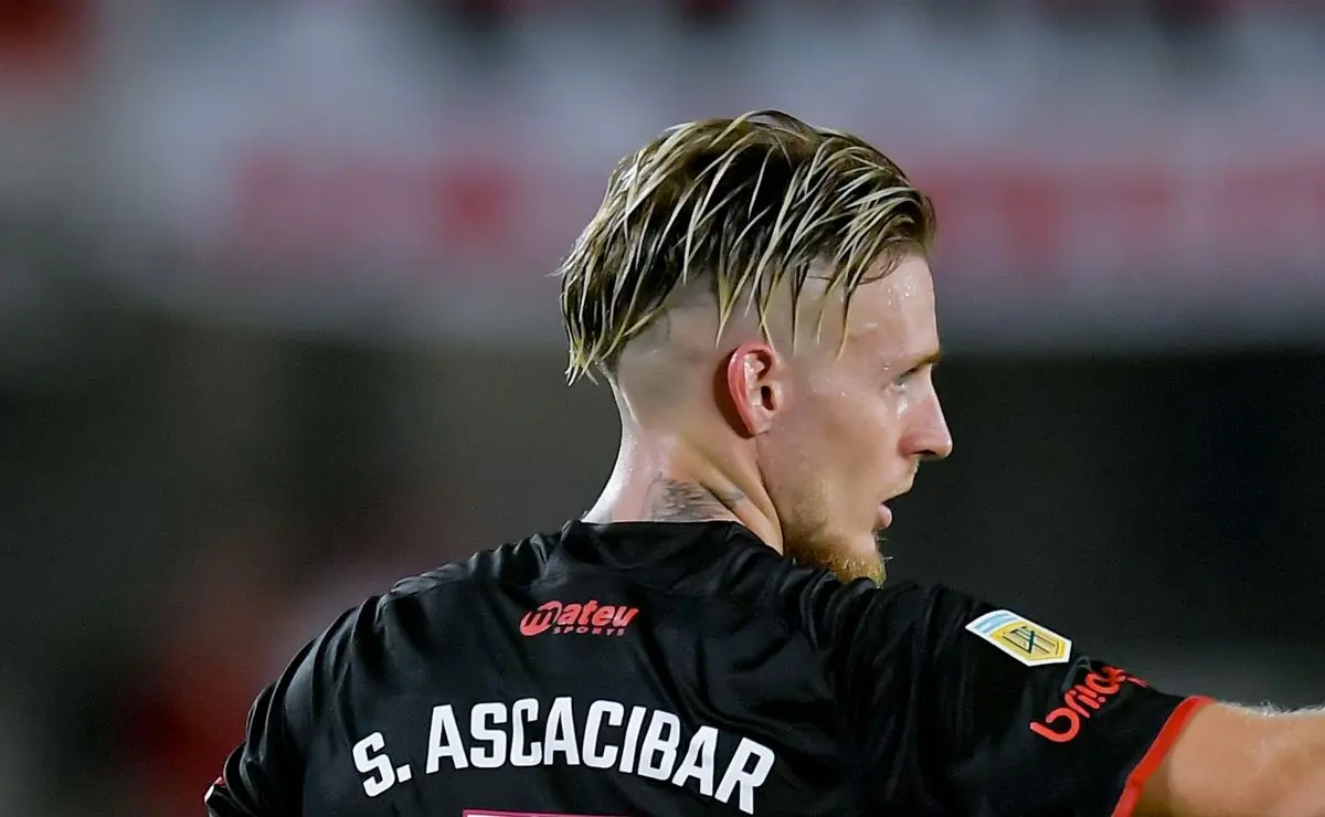 Grêmio mira Ascacíbar, do Estudiantes, para reforçar o meio-campo Grêmio mira Ascacíbar, do Estudiantes, para reforçar o meio-campo