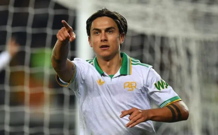 Grêmio planeja anunciar reforços para Luís Castro e busca Bitello e Dybala