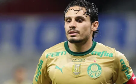 Grêmio reativa interesse em Raphael Veiga; Palmeiras estipula valor em R$ 75,3 milhões.