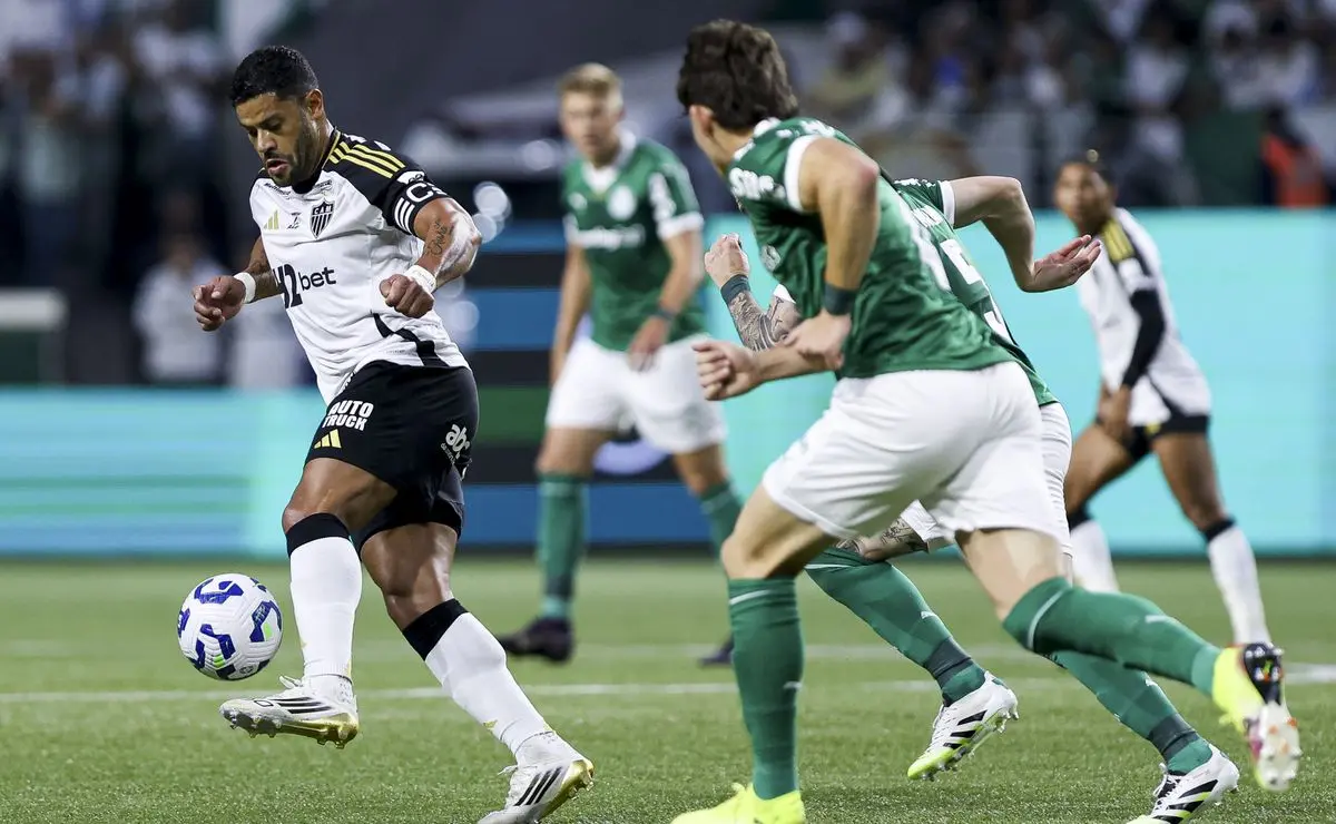 Inteligência Artificial prevê o placar de Atlético-MG x Palmeiras na abertura do Brasileirão Inteligência Artificial prevê o placar de Atlético-MG x Palmeiras na abertura do Brasileirão