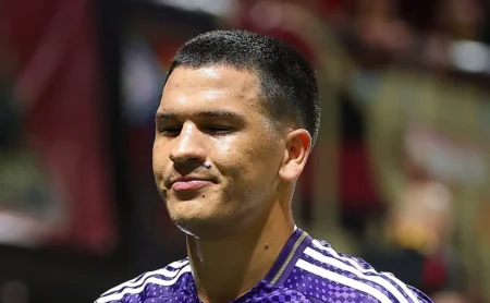 Inter avalia situação, recua e encerra negociação com volante uruguaio Inter avalia situação, recua e encerra negociação com volante uruguaio