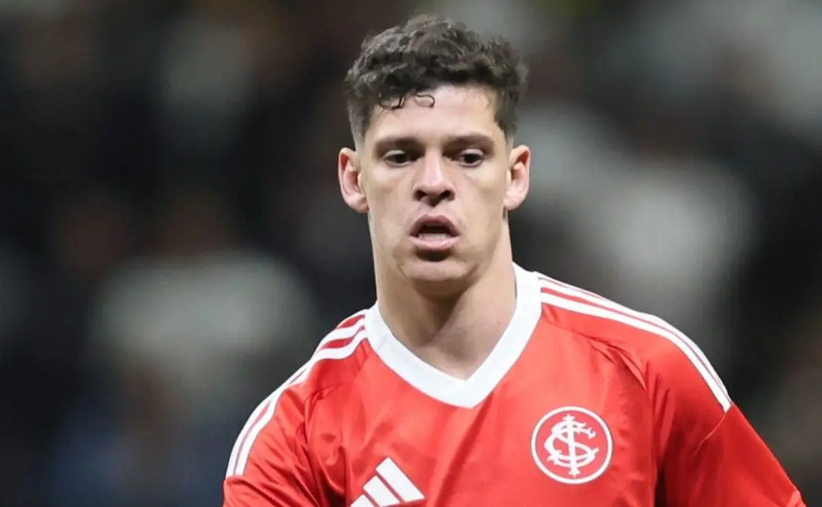 Internacional libera Ronaldo e recebe sondagens de Remo e outros clubes Internacional libera Ronaldo e recebe sondagens de Remo e outros clubes