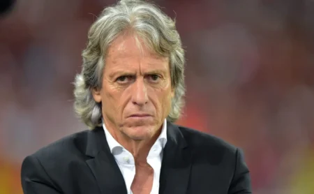 Jorge Jesus, ex-Flamengo, pode ser punido por declarações polêmicas na Arábia Saudita