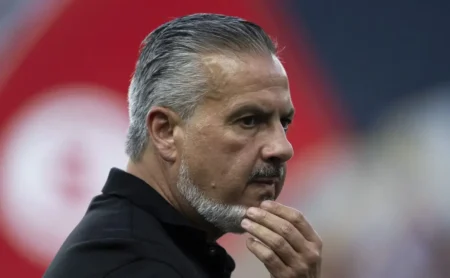 José Boto negocia com Grêmio a contratação de Bernardo Zortéa, de 18 anos, que interessa ao Flamengo