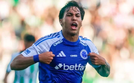 Kaio Jorge ultrapassa Marcos Leonardo em participação em gols e surge como alvo do Flamengo