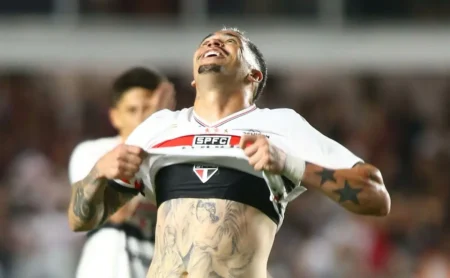 Luciano: esperança do São Paulo, decisivo e em debate sobre seu status de ídolo