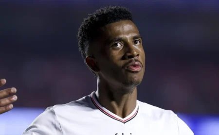 Marcos Antônio acerta com Flamengo e Boto busca liberação no São Paulo Marcos Antônio acerta com Flamengo e Boto busca liberação no São Paulo