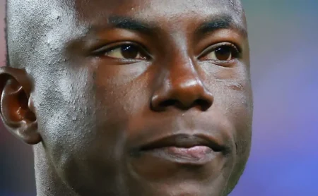 Marino Hinestroza chega ao Rio e detalha acerto com o Vasco: “Vou evoluir com Diniz”