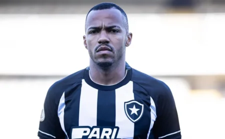 Marlon Freitas deixa o Botafogo e acerta com o Palmeiras: “Eternamente grato” Marlon Freitas deixa o Botafogo e acerta com o Palmeiras: “Eternamente grato”