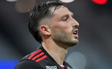 Matías Viña estreia com vitória e é decisivo pelo River Plate: veja os detalhes Matías Viña estreia com vitória e é decisivo pelo River Plate: veja os detalhes