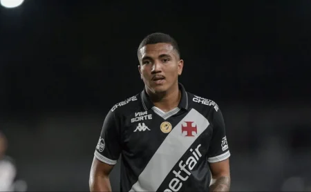 Mateus Carvalho rompe o silêncio após grave lesão e fala sobre recuperação no Vasco: “Pior notícia”