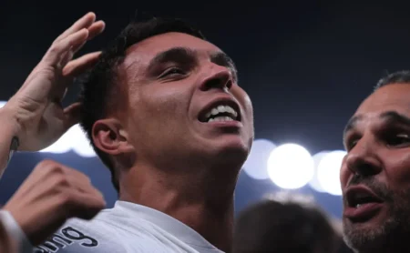 Napoli-ITA oferece R$ 137 milhões por Giovane e Corinthians terá participação na venda