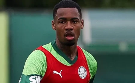 Napoli oferece R$ 250 milhões por Allan, mas Palmeiras rejeita a proposta