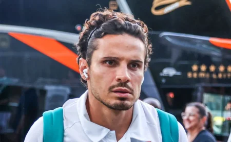 Negociação entre Veiga, Palmeiras e América-MEX avança, e futuro do meia é incógnita para Abel Ferreira na estreia