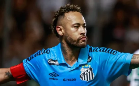 Neymar considerou abandonar o futebol após grave lesão no Santos: “Pra mim já deu” Neymar considerou abandonar o futebol após grave lesão no Santos: “Pra mim já deu”