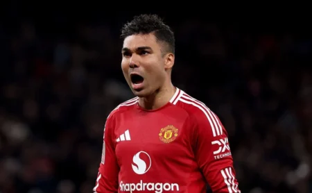 Palmeiras desiste de Casemiro e busca alternativas no mercado. Palmeiras desiste de Casemiro e busca alternativas no mercado.