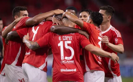 Pezzolano define estratégia no Internacional visando sequência no Gauchão e poupa atletas