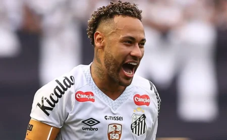 Registro de contrato de Neymar no BID da CBF libera camisa 10 para reestreia no Santos Registro de contrato de Neymar no BID da CBF libera camisa 10 para reestreia no Santos