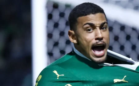 Riquelme Fillipi pode ser a surpresa de Abel Ferreira na escalação do Palmeiras contra o Santos