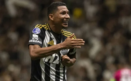 Rony: Desempenho em 2025 e futuro incerto no Palmeiras