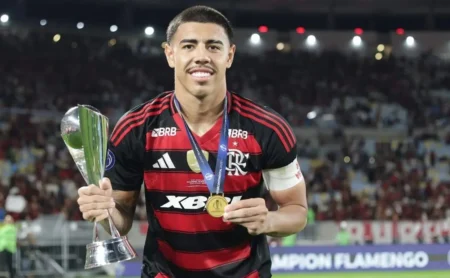 Saída de Iago do Flamengo se aproxima com negócio com o Orlando City