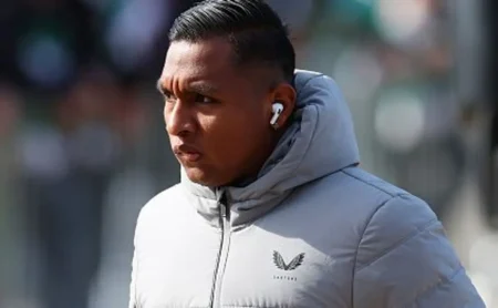 Santos abre mão de Morelos e revela impasse na rescisão Santos abre mão de Morelos e revela impasse na rescisão