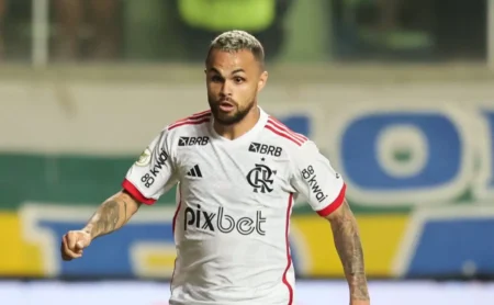 Santos formaliza proposta por Michael e aguarda resposta do Flamengo
