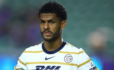 Santos nega interesse em Caicedo e age com cautela na busca por volante