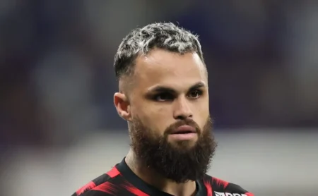Santos recusa oferta de R$ 2 milhões para Michael e desiste de contratar o atacante