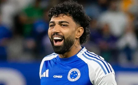 Santos se beneficia em acordo por Gabigol; Cruzeiro arca com a maior parte dos custos Santos se beneficia em acordo por Gabigol; Cruzeiro arca com a maior parte dos custos