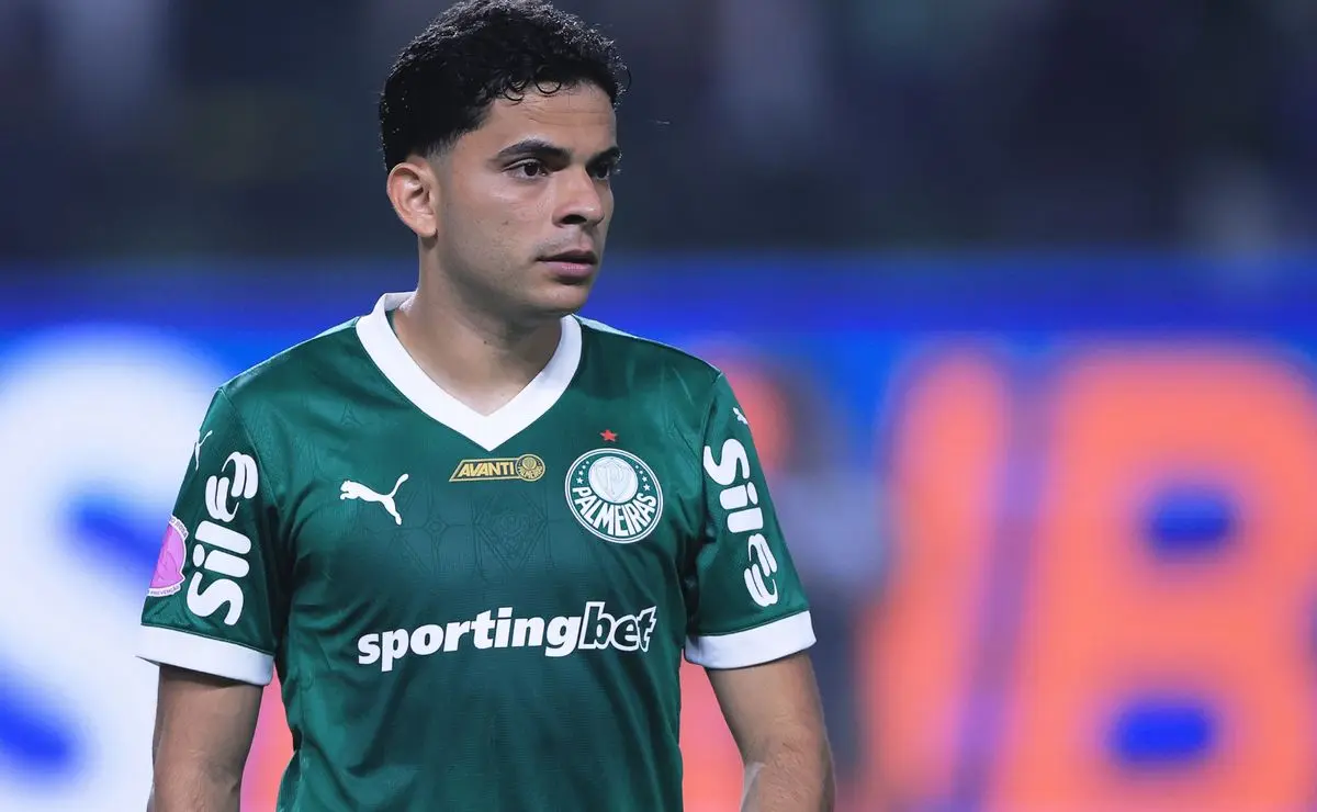 Torcida do Palmeiras critica Bruno Rodrigues e o compara a Rony: É um Rony 2.0 Torcida do Palmeiras critica Bruno Rodrigues e o compara a Rony: "É um Rony 2.0"