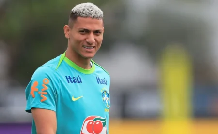 Tottenham avalia venda de Richarlison, e Flamengo surge como possível destino Tottenham avalia venda de Richarlison, e Flamengo surge como possível destino
